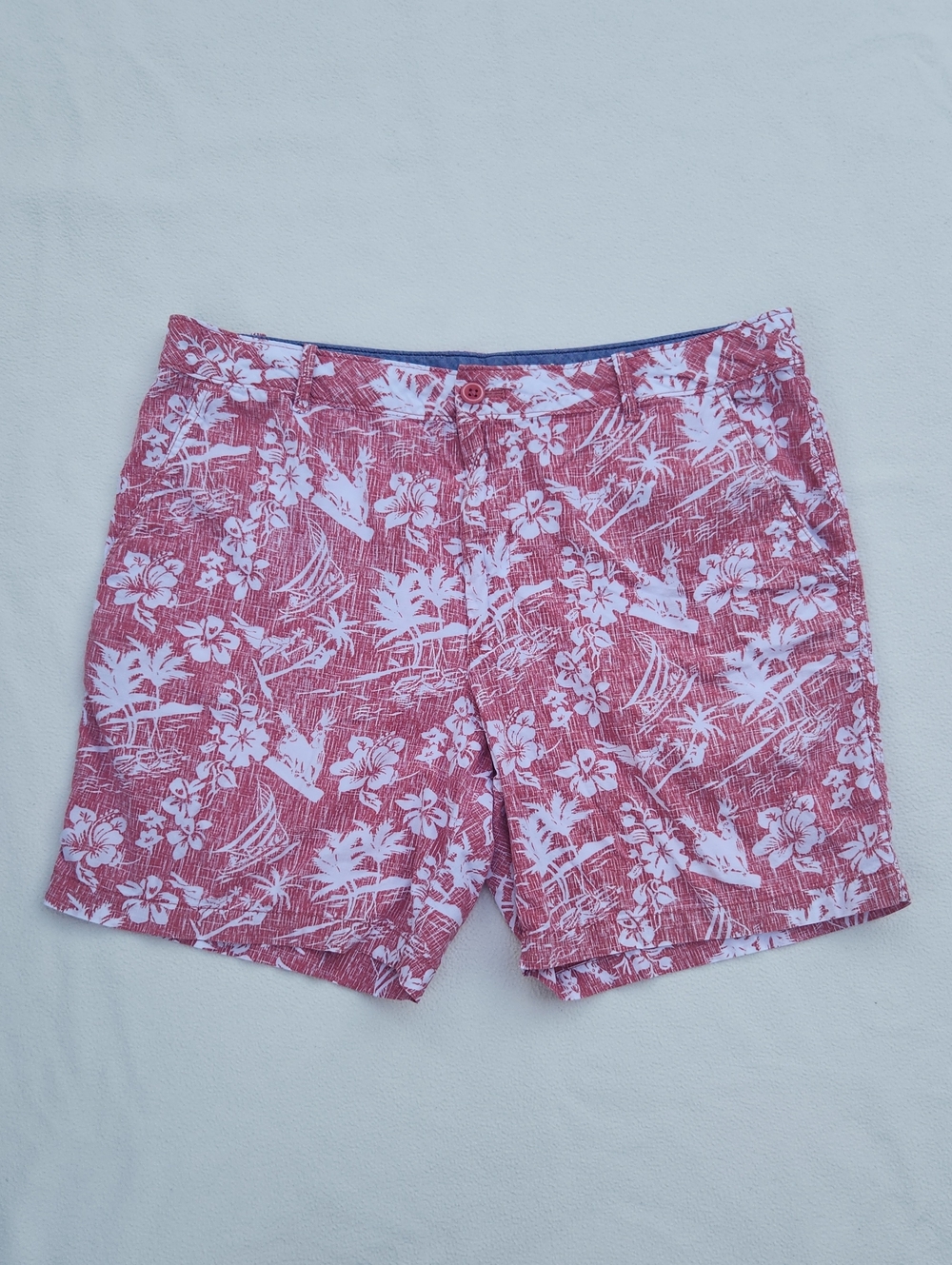 IZOD Saltwater Men’s Floral Chino Shorts Size 38
